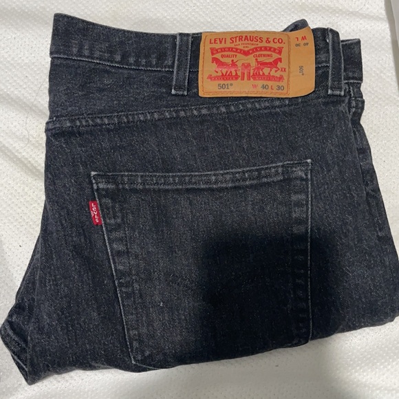 Levi’s 501 excellent condition - Picture 2 of 3